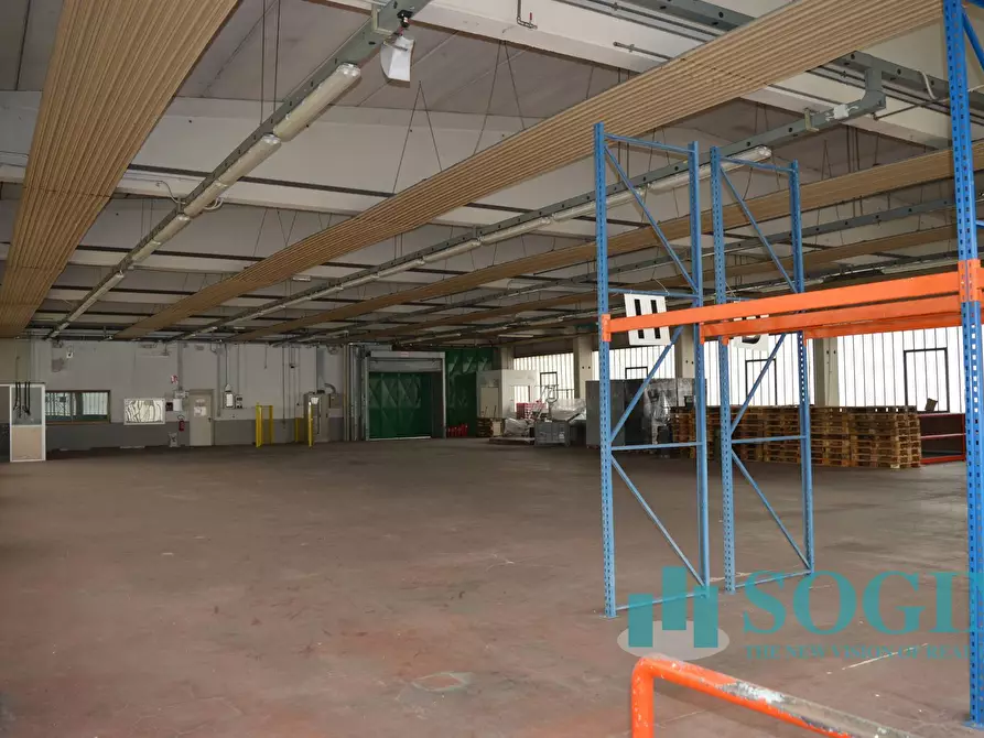 Immagine 29 di Capannone industriale in vendita  in Via Torino 1/3 a Olgiate Comasco