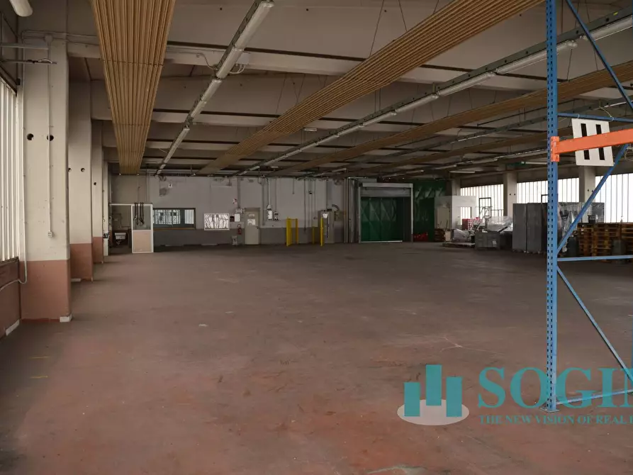 Immagine 5 di Capannone industriale in vendita  in Via Torino 1/3 a Olgiate Comasco