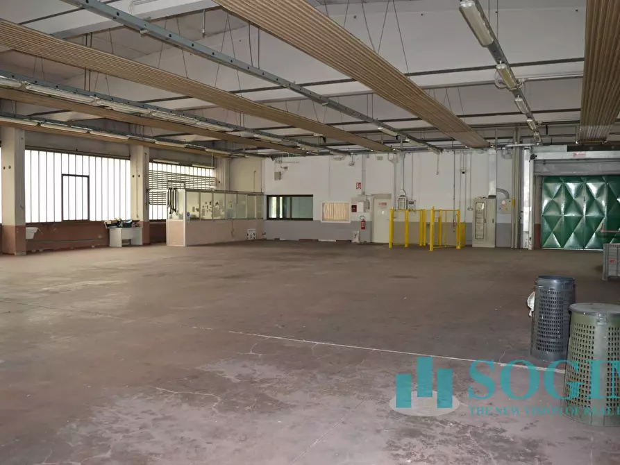 Immagine 36 di Capannone industriale in vendita  in Via Torino 1/3 a Olgiate Comasco