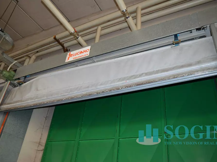 Immagine 38 di Capannone industriale in vendita  in Via Torino 1/3 a Olgiate Comasco