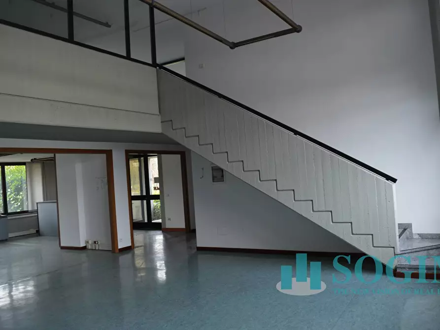 Immagine 41 di Capannone industriale in vendita  in Via Torino 1/3 a Olgiate Comasco