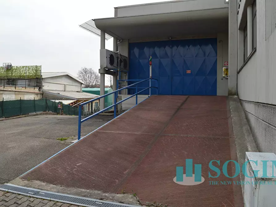 Immagine 71 di Capannone industriale in vendita  in Via Torino 1/3 a Olgiate Comasco