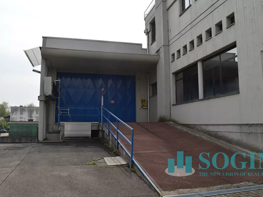 Immagine 72 di Capannone industriale in vendita  in Via Torino 1/3 a Olgiate Comasco