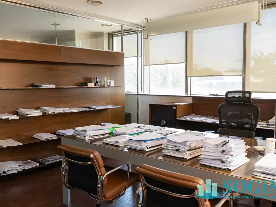 Immagine 38 di Ufficio in vendita  in Via Margherita Viganò De Vizzi 93/95 a Cinisello Balsamo