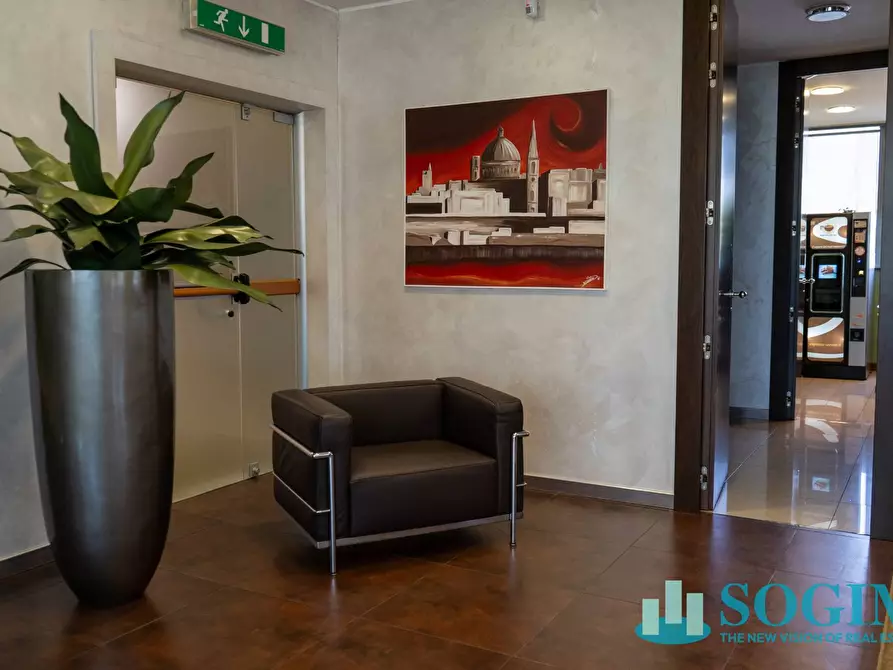 Immagine 13 di Ufficio in vendita  in Via Margherita Viganò De Vizzi 93/95 a Cinisello Balsamo