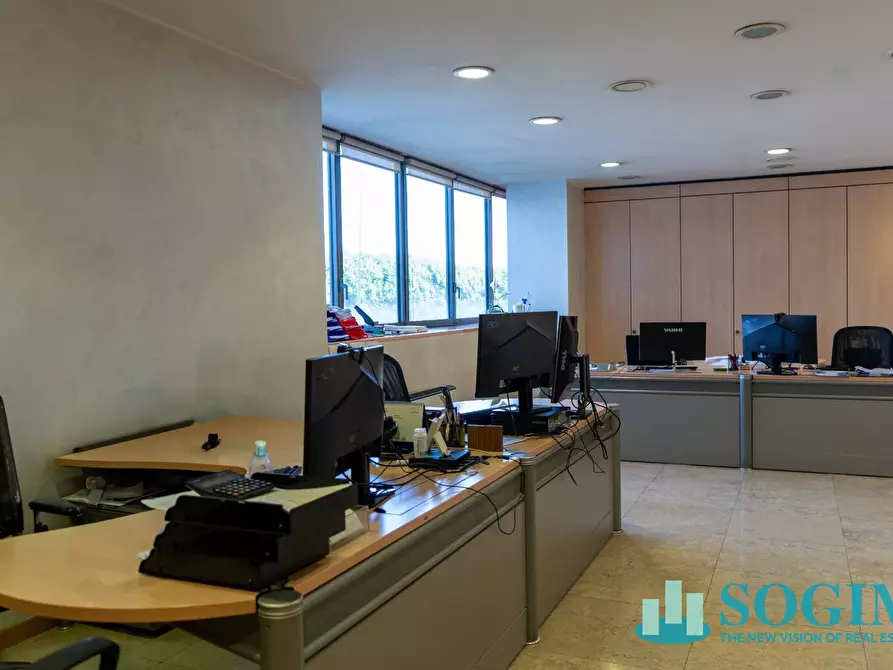 Immagine 52 di Ufficio in vendita  in Via Margherita Viganò De Vizzi 93/95 a Cinisello Balsamo