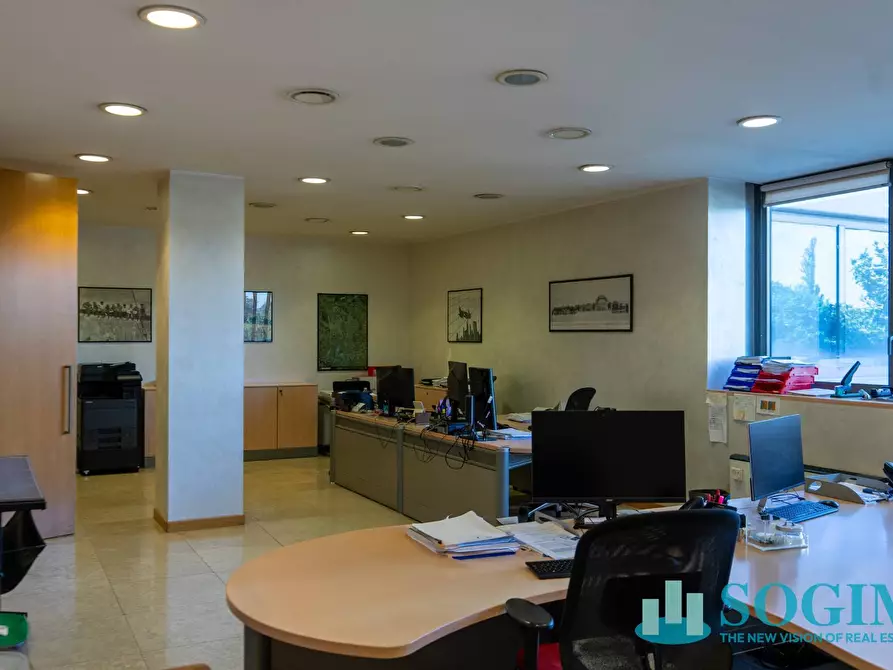 Immagine 59 di Ufficio in vendita  in Via Margherita Viganò De Vizzi 93/95 a Cinisello Balsamo