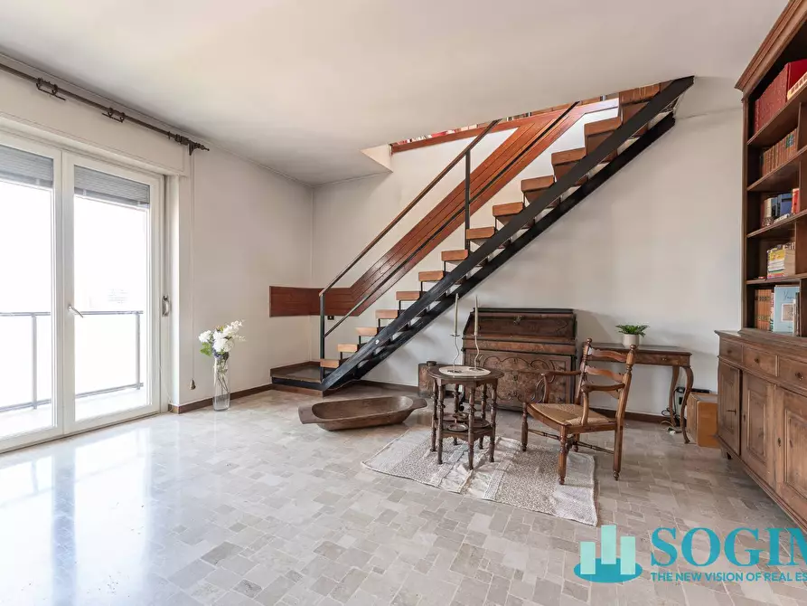 Immagine 7 di Attico in vendita  in Via Martin Lutero 8 a Milano