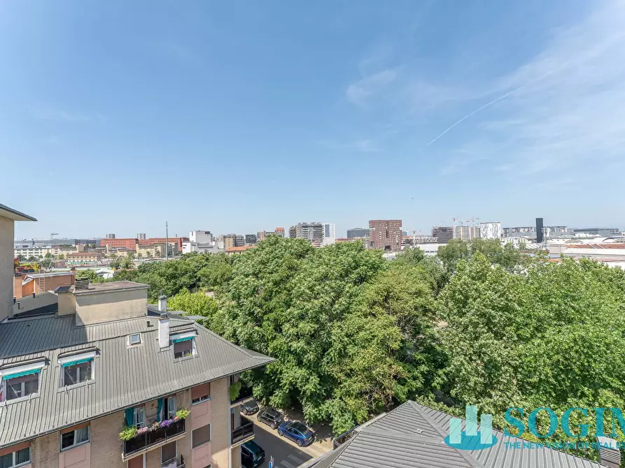 Immagine 37 di Attico in vendita  in Via Martin Lutero 8 a Milano