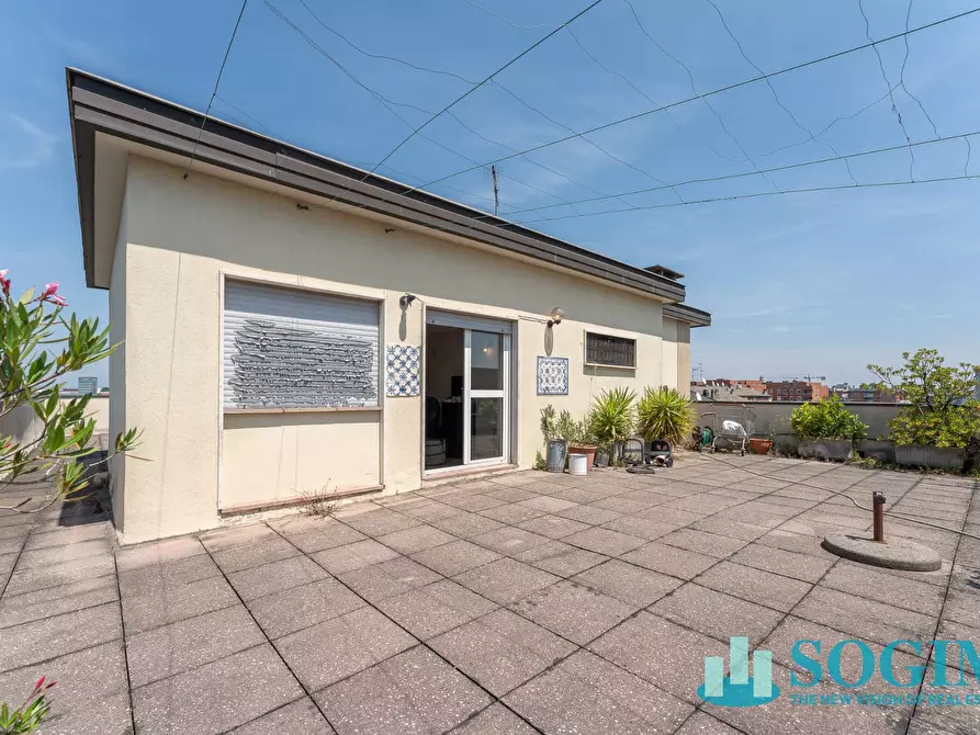 Immagine 66 di Attico in vendita  in Via Martin Lutero 8 a Milano