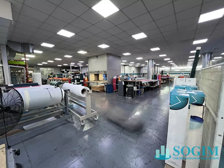 Immagine 8 di Capannone industriale in vendita  a Settimo Milanese