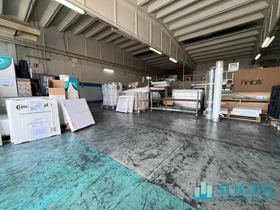 Immagine 11 di Capannone industriale in vendita  a Settimo Milanese