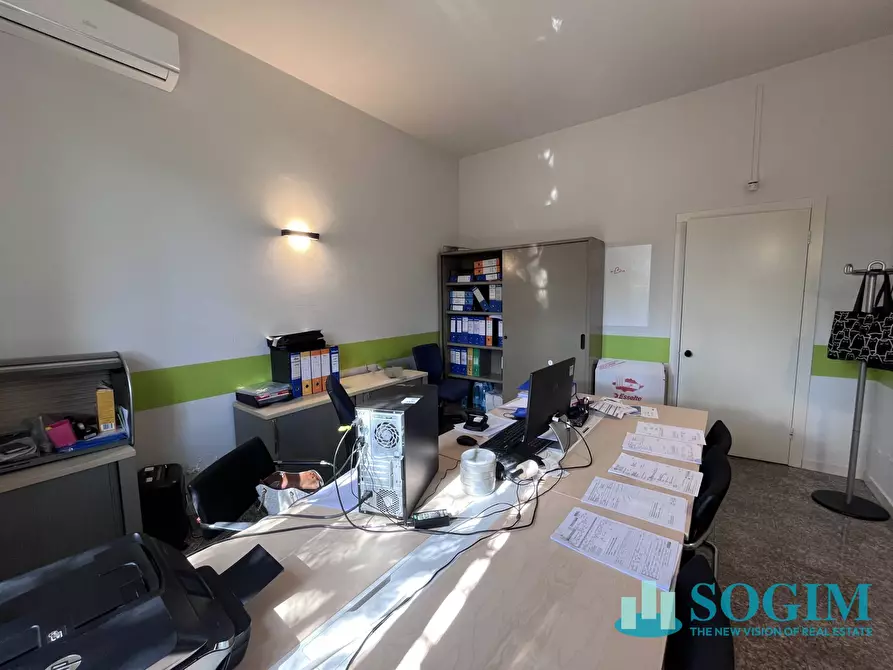 Immagine 14 di Capannone industriale in vendita  a Settimo Milanese