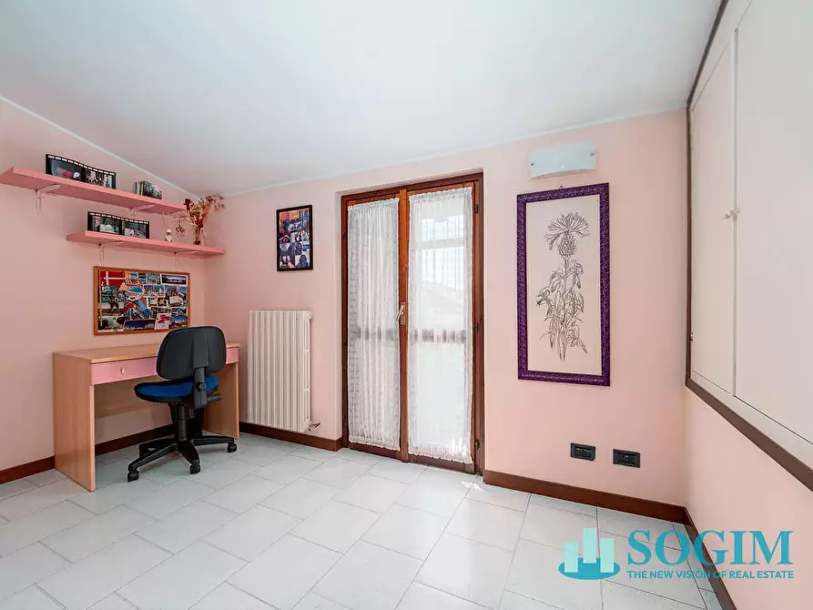 Immagine 7 di Casa semindipendente in vendita  in via Bottego 2 a Merone