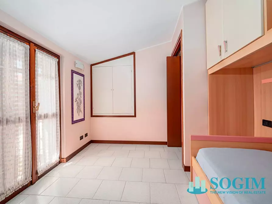 Immagine 9 di Casa semindipendente in vendita  in via Bottego 2 a Merone