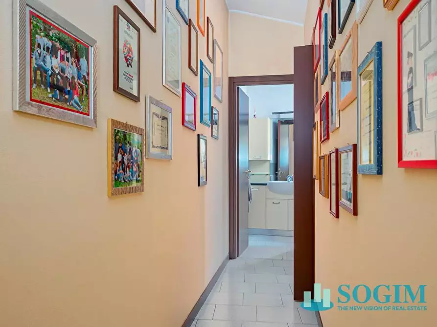 Immagine 10 di Casa semindipendente in vendita  in via Bottego 2 a Merone