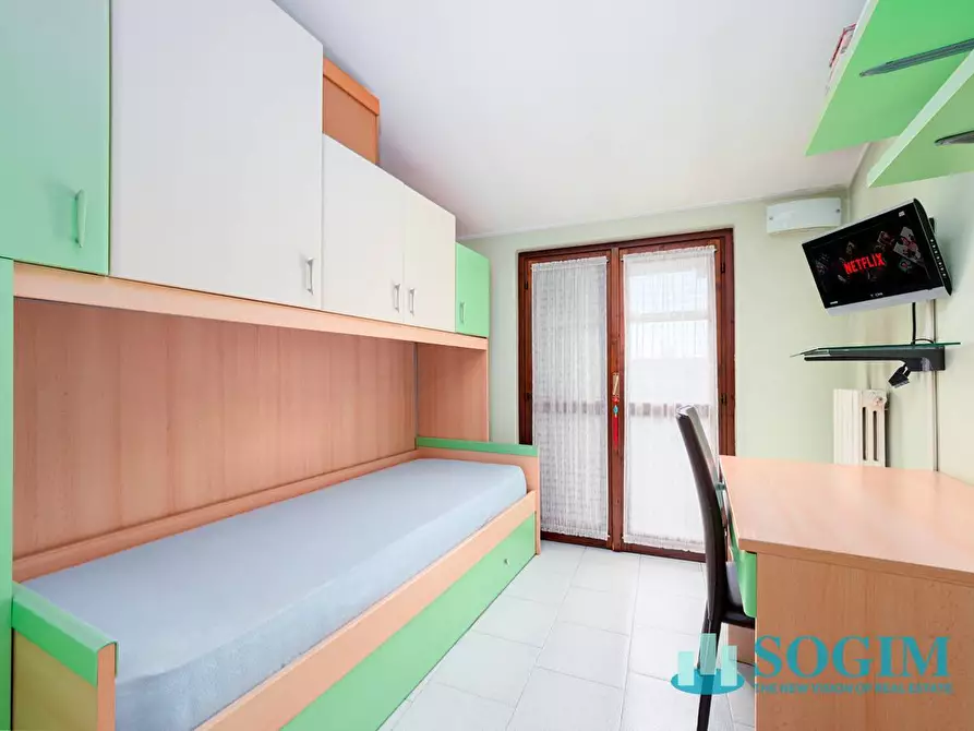 Immagine 11 di Casa semindipendente in vendita  in via Bottego 2 a Merone