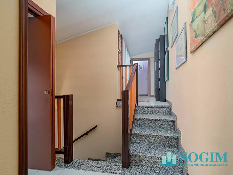 Immagine 14 di Casa semindipendente in vendita  in via Bottego 2 a Merone