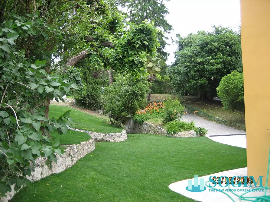 Immagine 39 di Appartamento in vendita  in Via Pacinotti 3 a Como