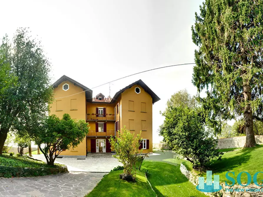 Immagine 46 di Appartamento in vendita  in Via Pacinotti 3 a Como