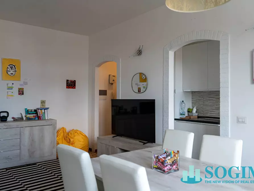 Immagine 4 di Appartamento in vendita  in piazza roma a Mariano Comense