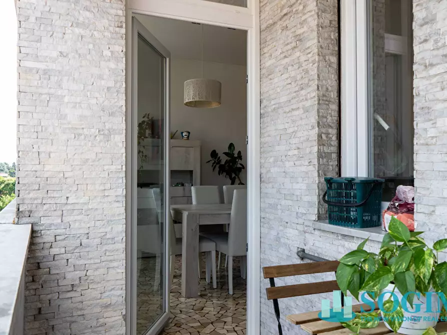 Immagine 16 di Appartamento in vendita  in piazza roma a Mariano Comense