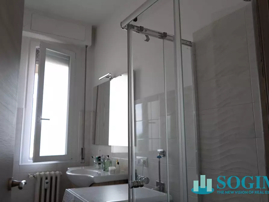 Immagine 31 di Appartamento in vendita  in piazza roma a Mariano Comense