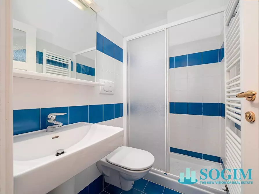 Immagine 6 di Appartamento in vendita  in Via Pacinotti 3 a Como