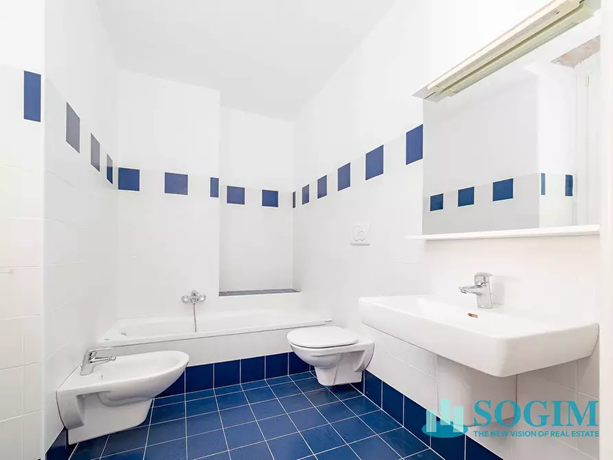 Immagine 22 di Appartamento in vendita  in Via Pacinotti 3 a Como