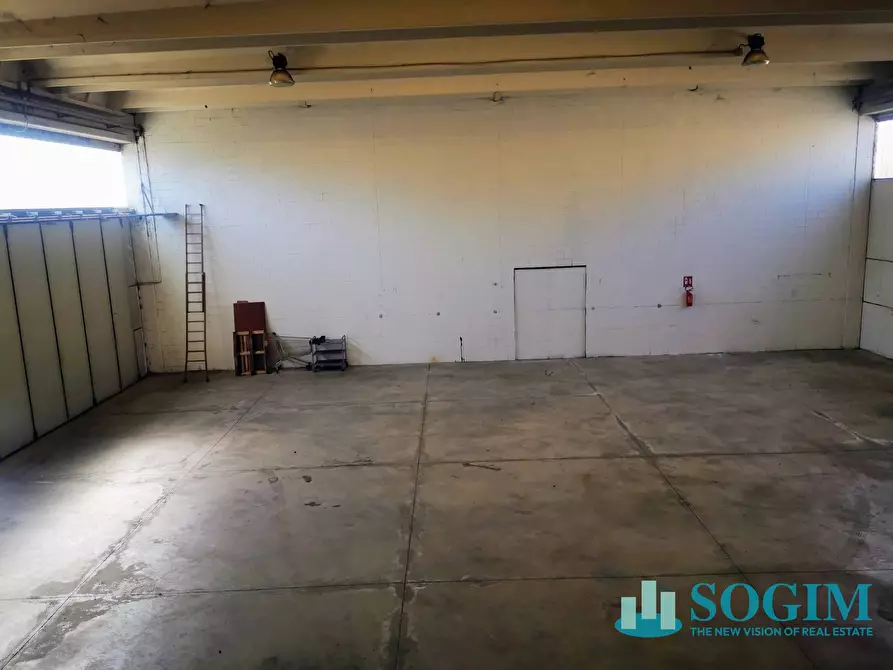 Immagine 7 di Capannone industriale in vendita  in Venegoni 22/A a Bareggio