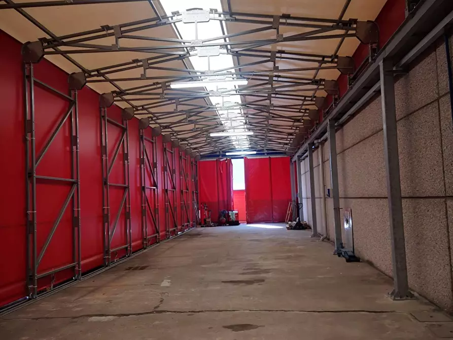 Immagine 15 di Capannone industriale in vendita  in Venegoni 22/A a Bareggio