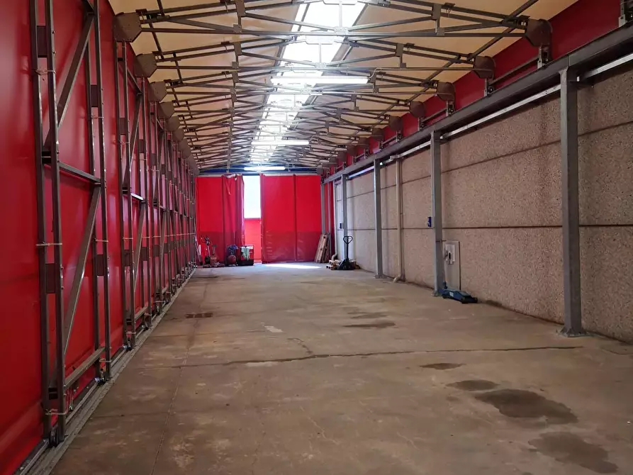 Immagine 16 di Capannone industriale in vendita  in Venegoni 22/A a Bareggio