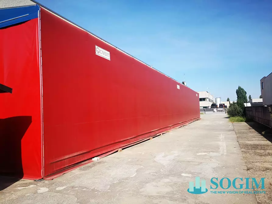 Immagine 12 di Capannone industriale in affitto  in Venegoni 22/A a Bareggio