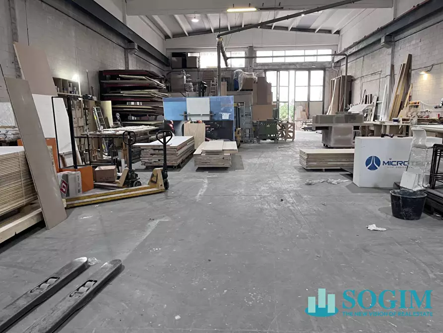 Immagine 16 di Capannone industriale in affitto  a Gudo Visconti