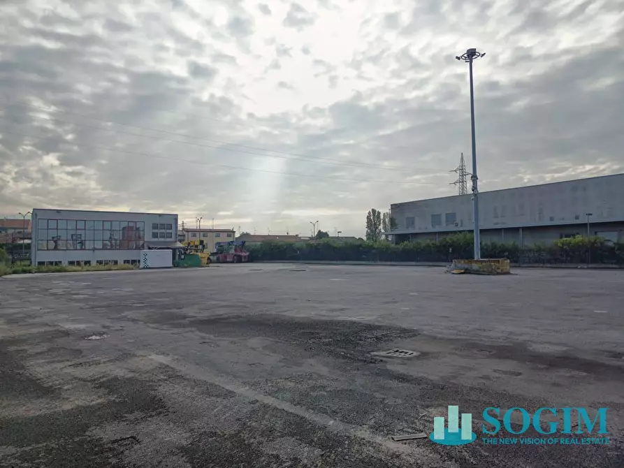 Immagine 2 di Ufficio in vendita  in via dante alighieri 93/95 a Pioltello