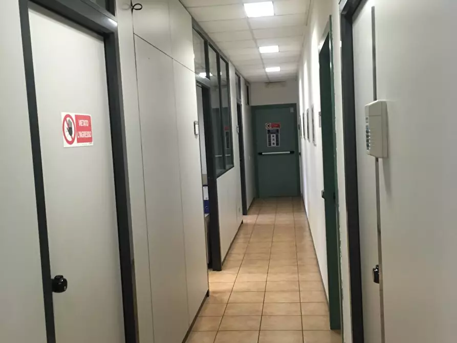 Immagine 8 di Capannone industriale in affitto  a Cinisello Balsamo