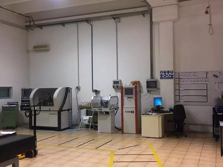 Immagine 9 di Capannone industriale in affitto  a Cinisello Balsamo