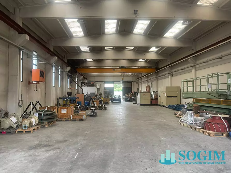 Immagine 5 di Capannone industriale in vendita  in via Lomellina 10 a Cernusco Sul Naviglio