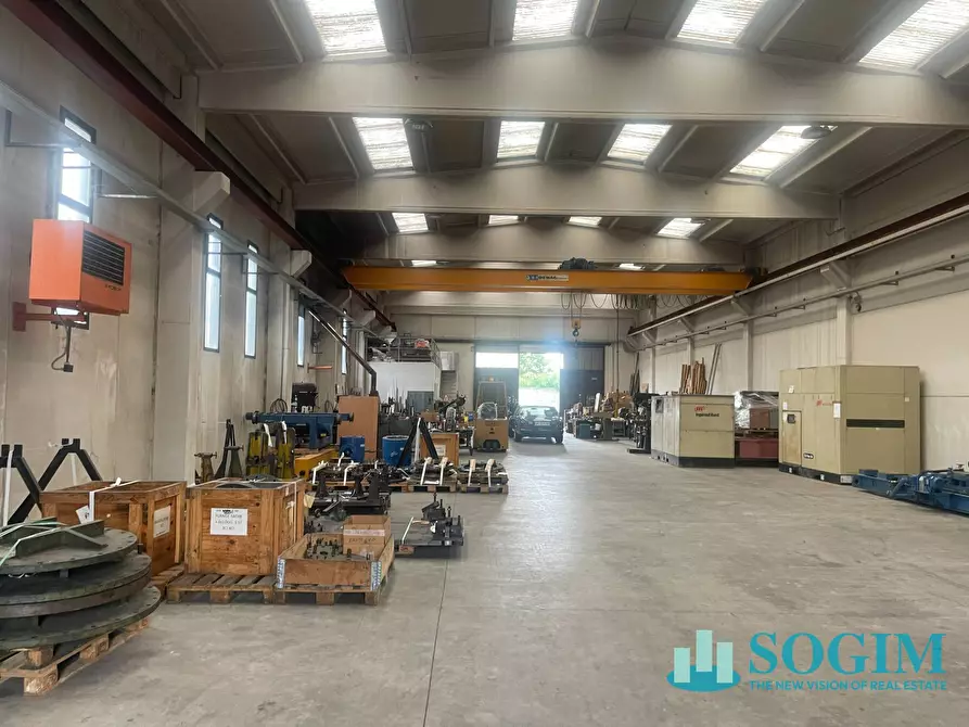 Immagine 7 di Capannone industriale in vendita  in via Lomellina 10 a Cernusco Sul Naviglio