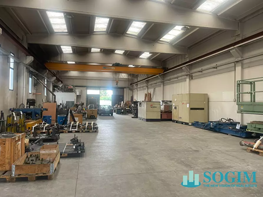 Immagine 9 di Capannone industriale in vendita  in via Lomellina 10 a Cernusco Sul Naviglio