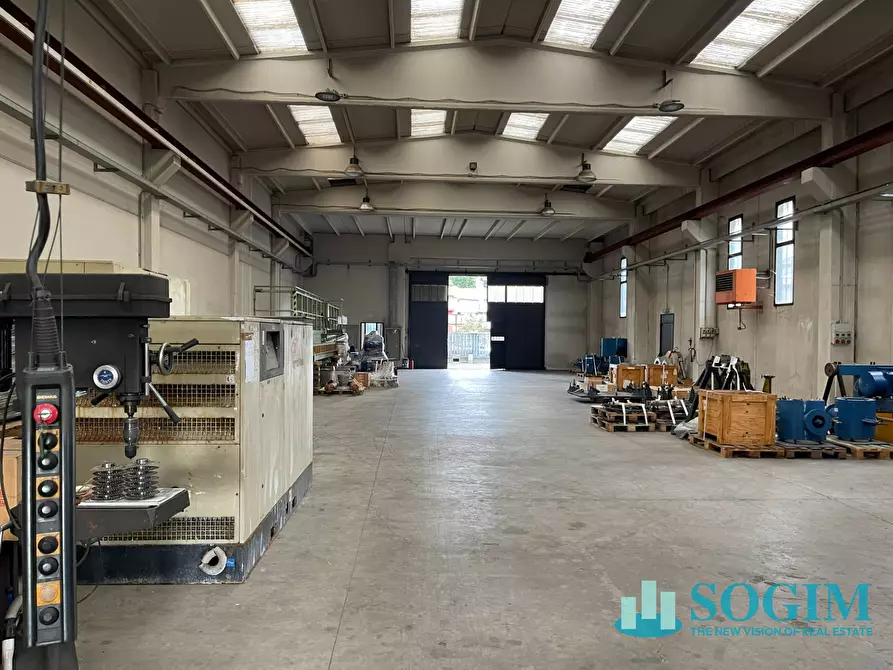 Immagine 14 di Capannone industriale in vendita  in via Lomellina 10 a Cernusco Sul Naviglio