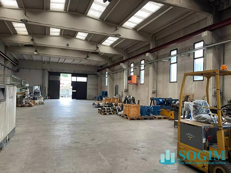 Immagine 15 di Capannone industriale in vendita  in via Lomellina 10 a Cernusco Sul Naviglio
