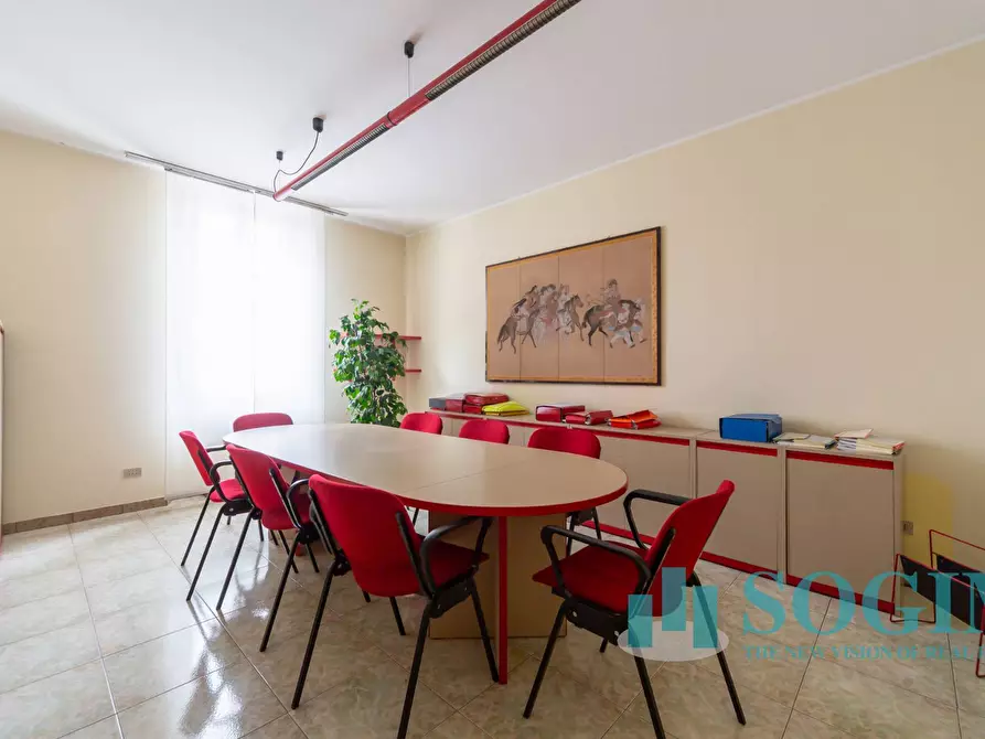 Immagine 17 di Appartamento in vendita  in Piazza Petazzi 30 a Sesto San Giovanni