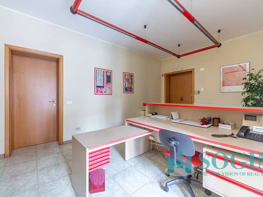 Immagine 11 di Appartamento in vendita  in Piazza Petazzi 30 a Sesto San Giovanni