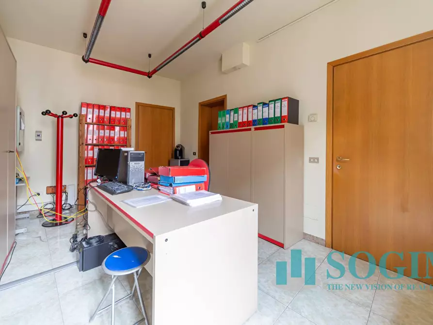 Immagine 23 di Appartamento in vendita  in Piazza Petazzi 30 a Sesto San Giovanni