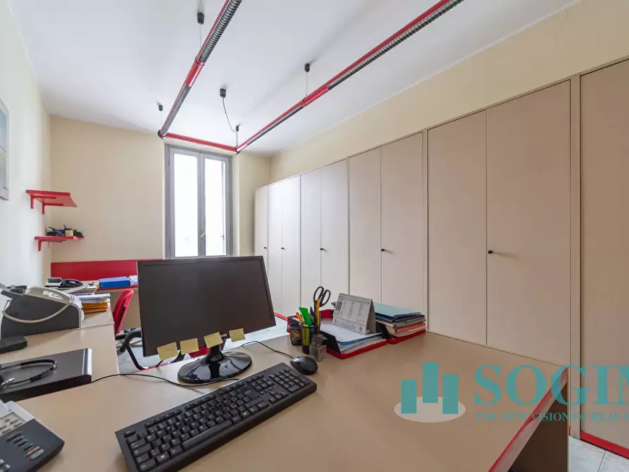 Immagine 27 di Appartamento in vendita  in Piazza Petazzi 30 a Sesto San Giovanni