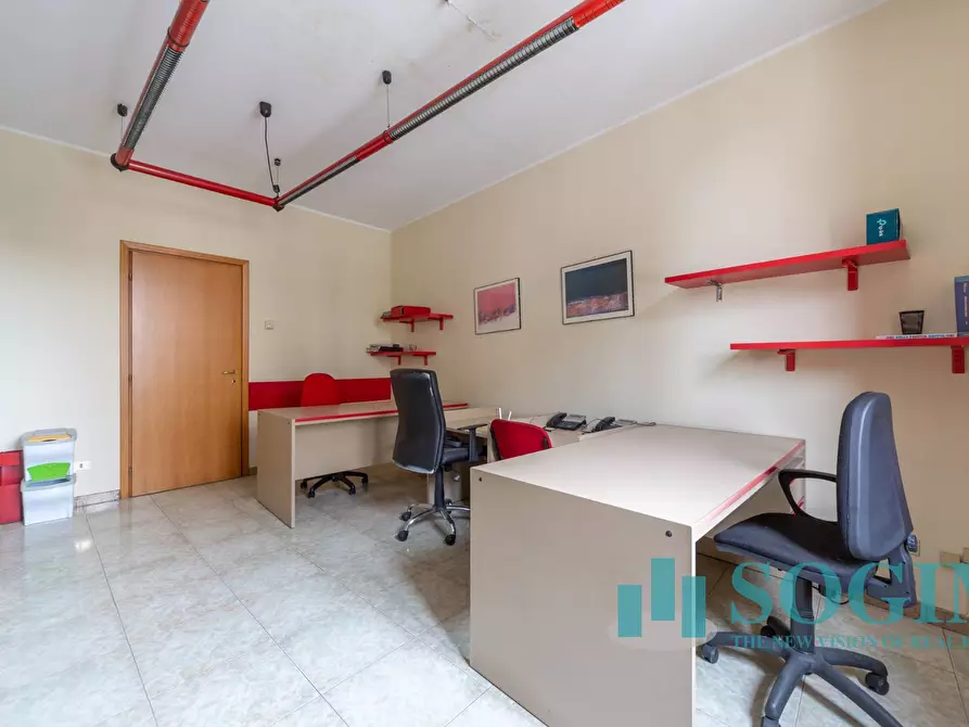 Immagine 31 di Appartamento in vendita  in Piazza Petazzi 30 a Sesto San Giovanni