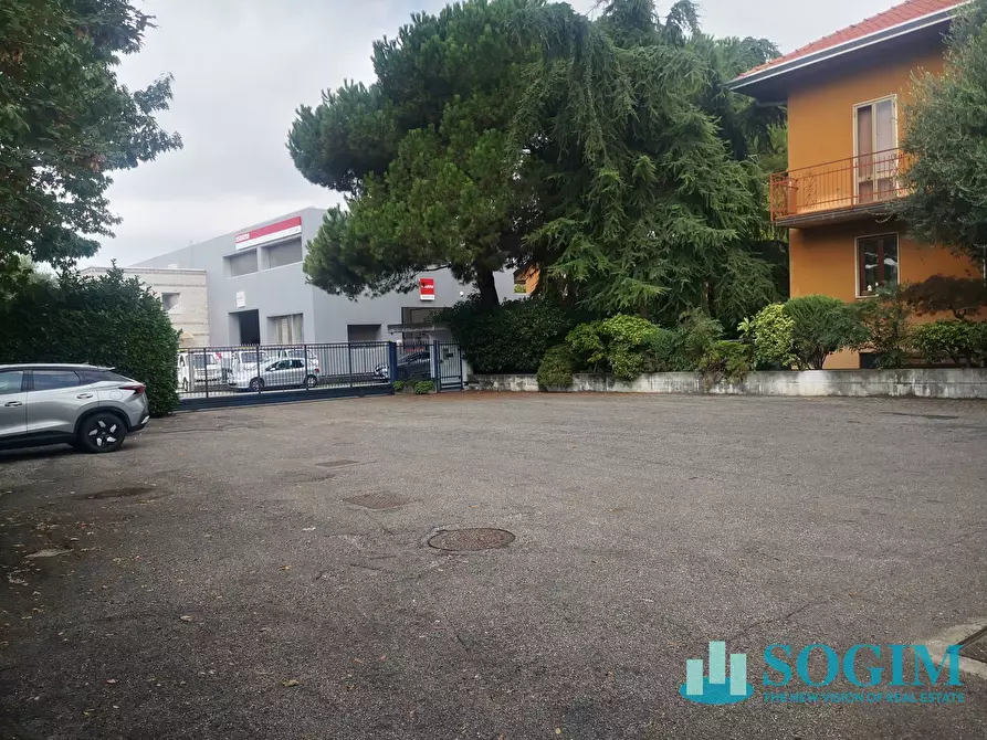 Immagine 2 di Capannone industriale in vendita  in Via Magellano a Fagnano Olona