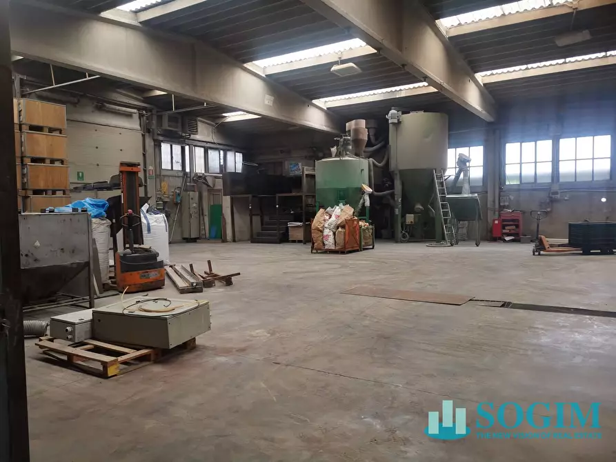 Immagine 8 di Capannone industriale in vendita  in Via Magellano a Fagnano Olona