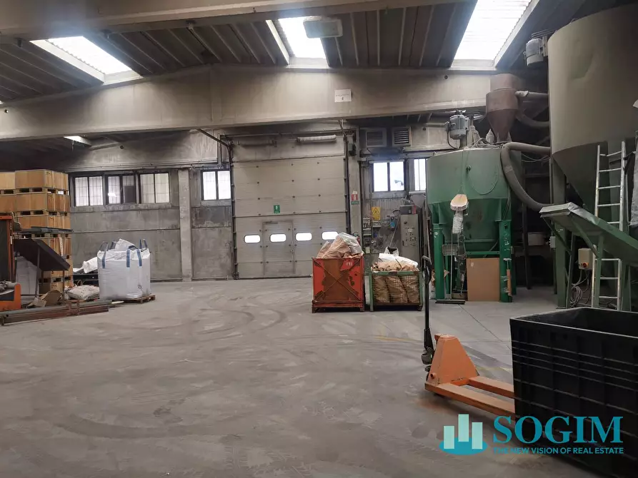 Immagine 9 di Capannone industriale in vendita  in Via Magellano a Fagnano Olona